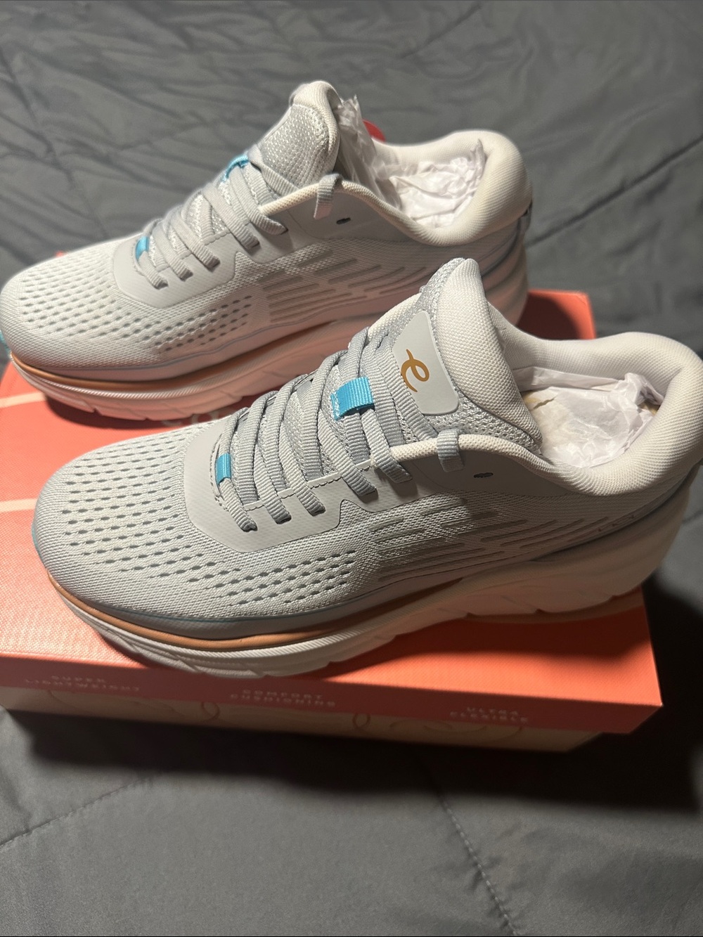 Easy Spirit Denise Austin Mel Sneaker - Picture 2 of 5